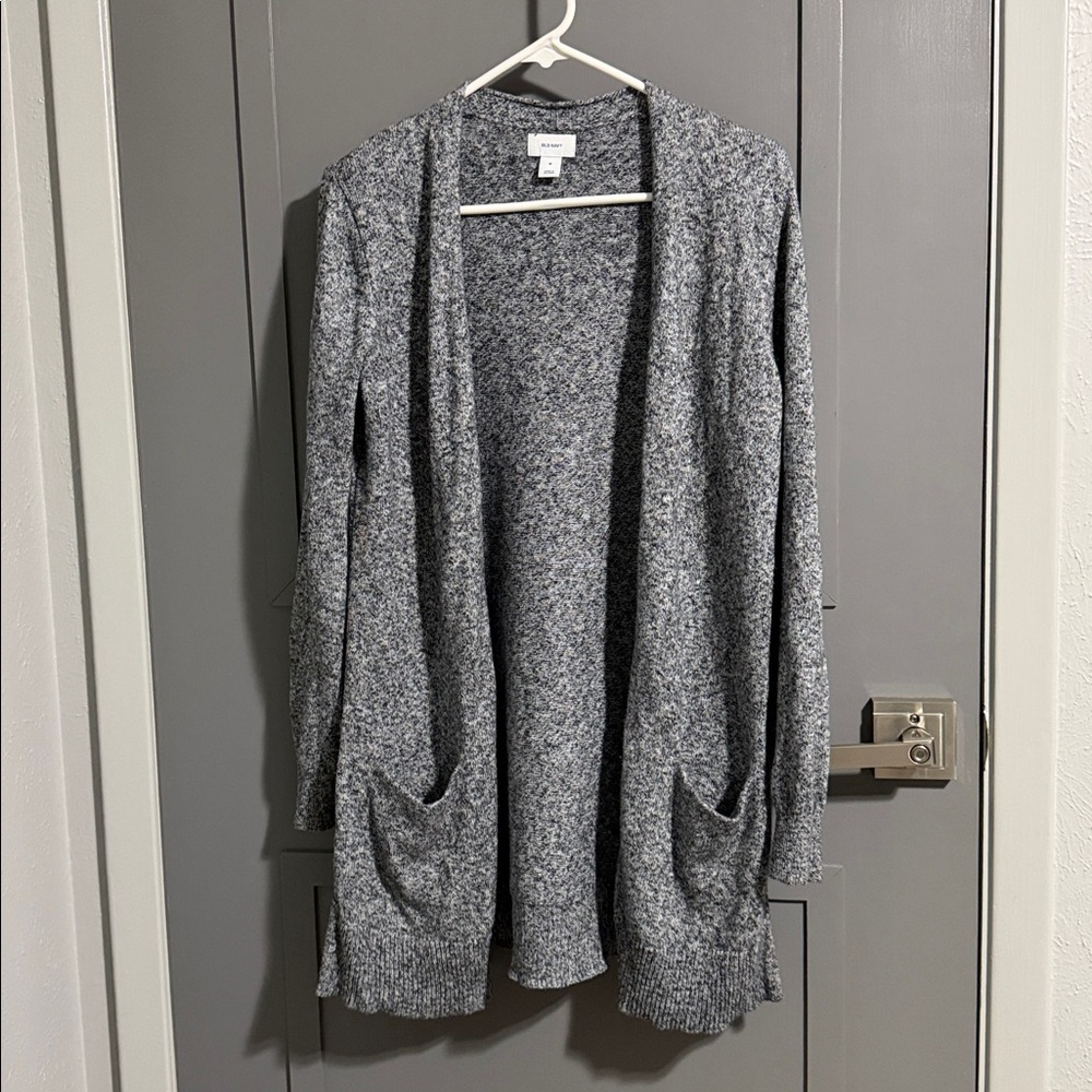 Old Navy Heathered Gray Knit Sweater
